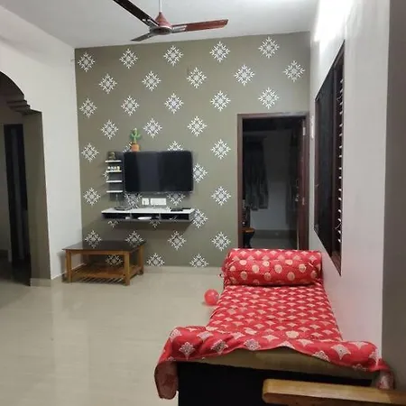 2 Bedroom House In Hebri Exterior photo